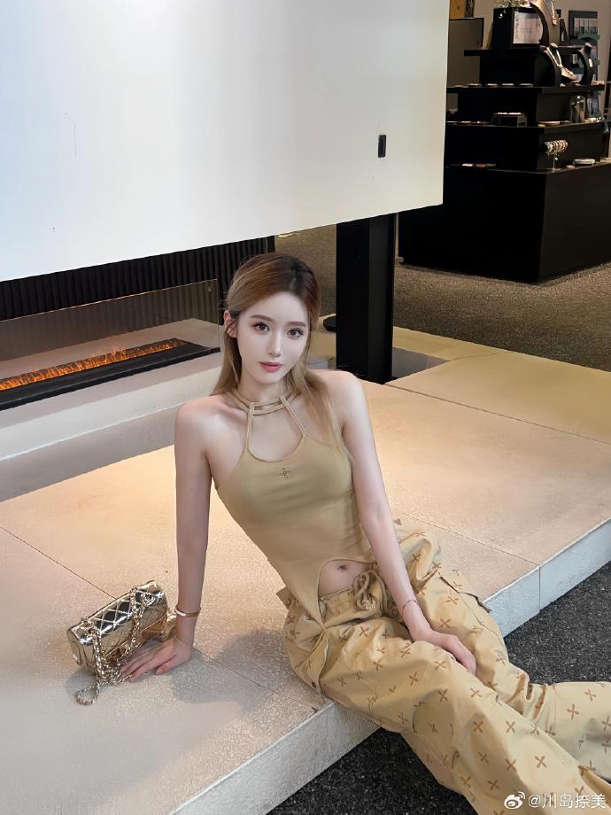 罗小黑战记 封面